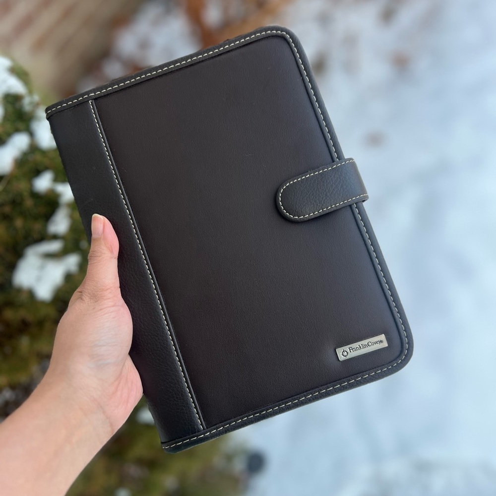 Franklin Covey Dark Brown Planner Cover 🤎